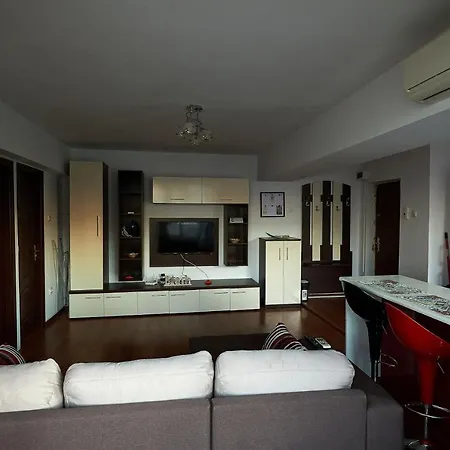 Zenia Piata Ovidiu Apartament * Constanta